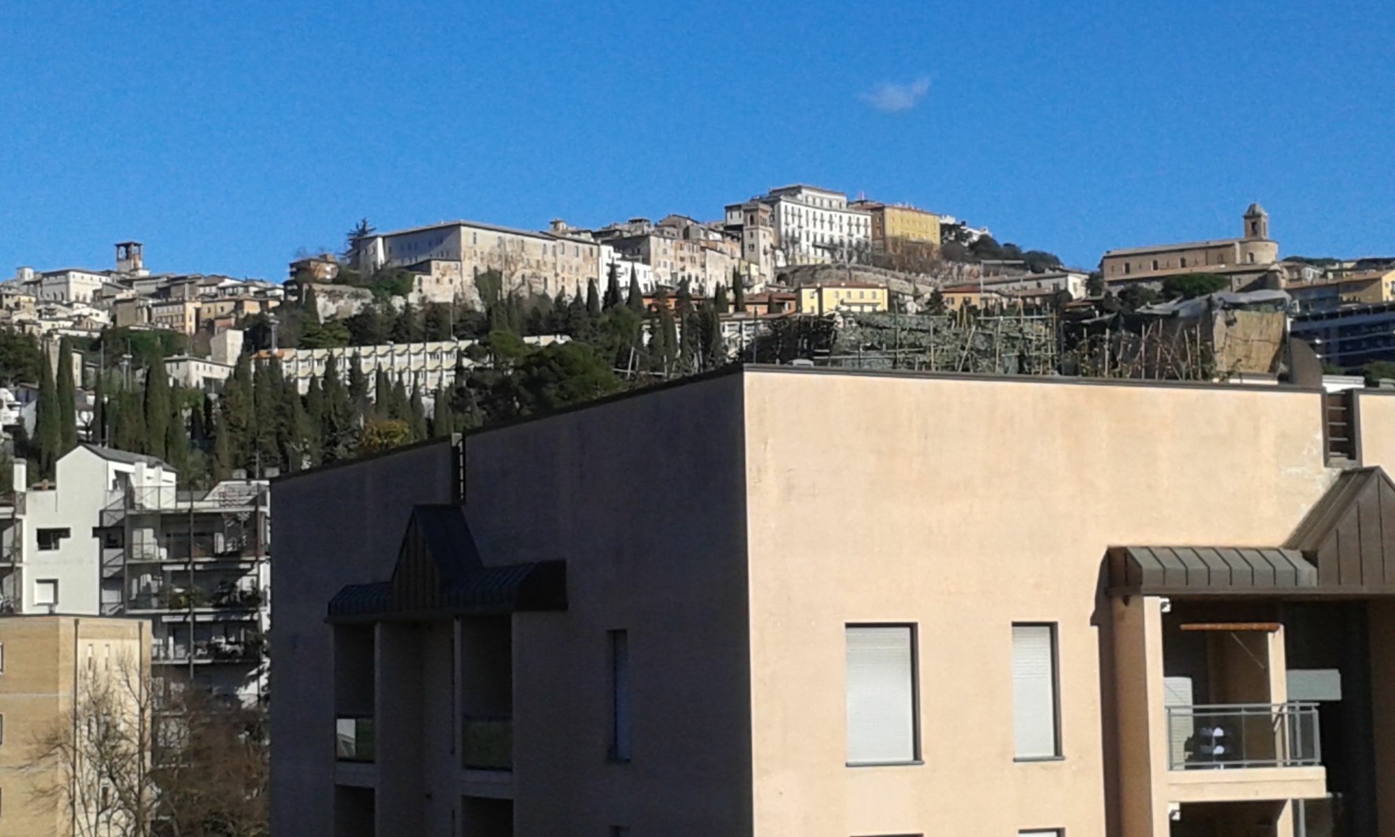 Le Torri Apartments Перуджа Экстерьер фото